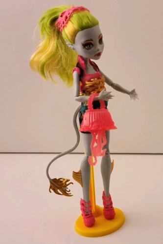 Mattel Monster High Freaky Fusion Lagoonafire doll with accessories 2014 Gen 1 - Picture 9 of 12
