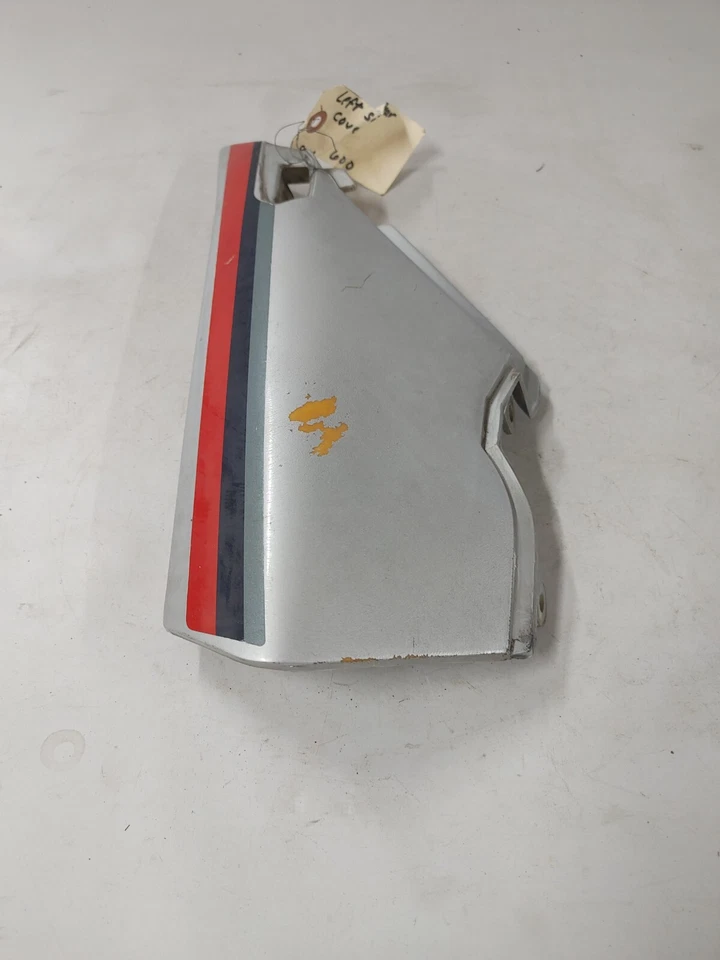 84 85 Capó Carenado trasero izquierdo Yamaha FJ600 FJ 600 33M-2163A-00 Foto 3 de 4