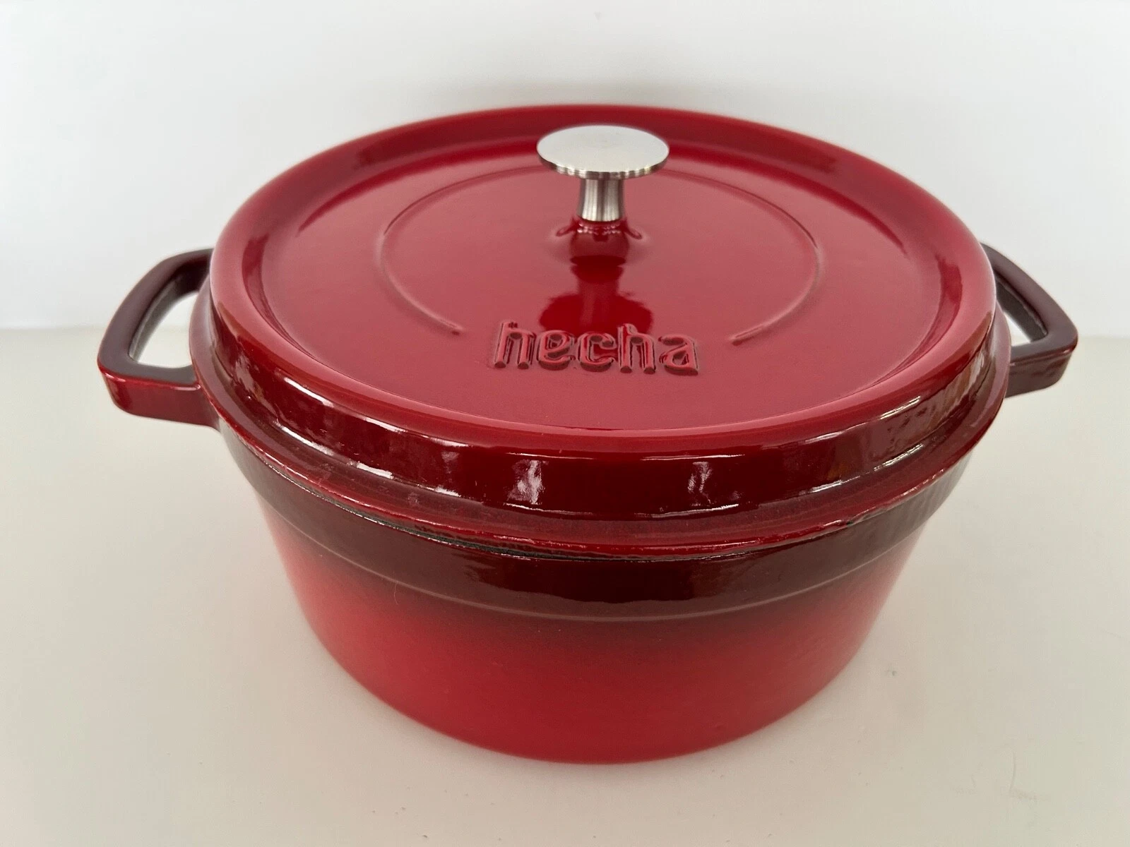 Dutch Oven Hecha Cookware 9 1/2" Cast Iron & Enamel Covered/Red Double Handles