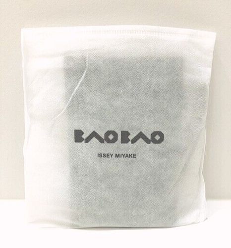 BAO BAO ISSEY MIYAKE CARTON BAG - Authentic, Brand New with Tags - Picture 4 of 5