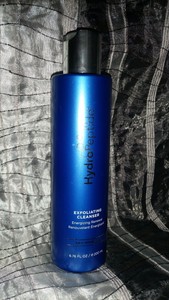 exfoliating cleanser hydropeptide