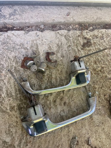 1973 1974 1975 1976 1977 1978 1979 Chevrolet truck door handles and locks