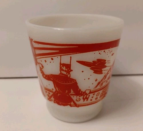 VINTAGE BUCK ROGERS ROCKET SPACESHIP CHILDS MILK GLASS MUG GOOD CLEAN CONDITION
