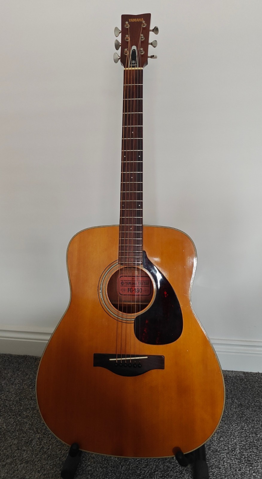 Yamaha FG 180 Acoustic Guitar made in Taiwan early 1970s - very good condition