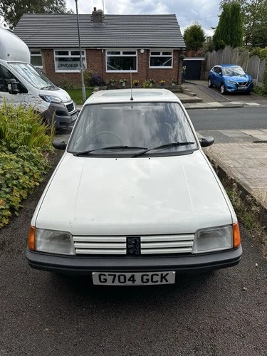 Peugeot 205 GLD 1.8 Diesel 1989 Low Mileage - Picture 1 of 18