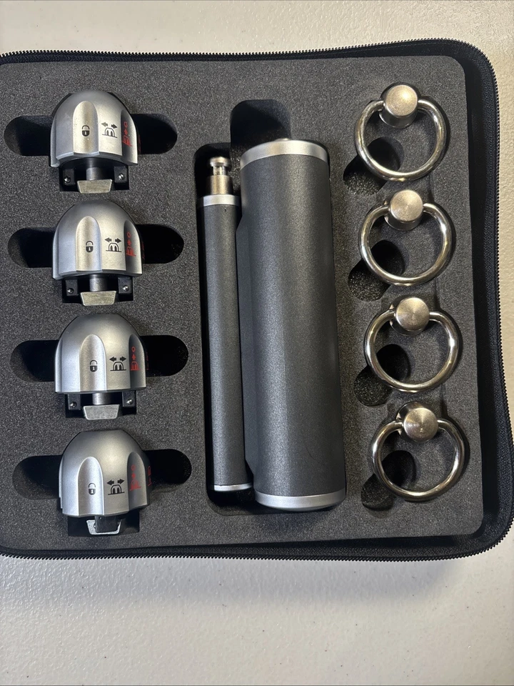 06-12 PESTILLO DE CARGA MERCEDES BENZ W164 ML500 ML550 GL550 2118990261 EXCELENTE Foto 2 de 4