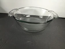 Anchor Hocking ~ 2 Qt Round Covered Casserole Dish