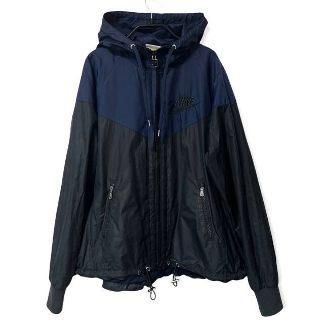 Taglia S Windrunner donna con cappuccio Sacai x NikeLab autunno 2015