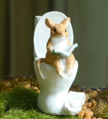 Resin Rat Go to Toilet Statue Fairy Sculpture Tabletop Figurine Home Decor Gifts