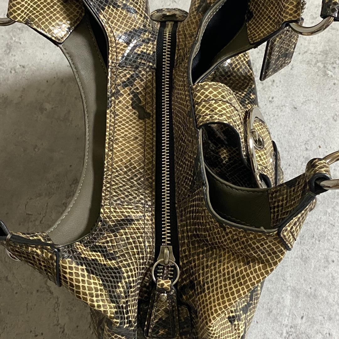 Presence COACH python pattern shoulder bag F17419… - image 7