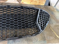 Grille Cover Mounted Upper St Fits 13-14 Focus 1882449