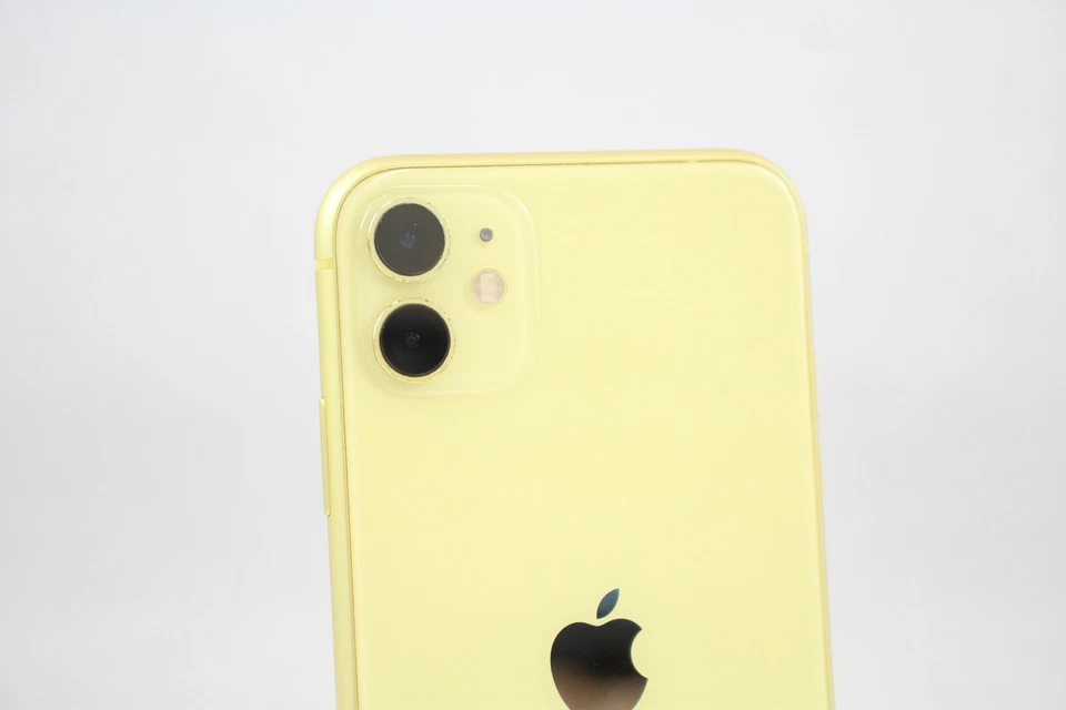 Apple iPhone 11 (Unlocked) A2221 64GB Yellow Grade C Boxed - Image 3 of 4