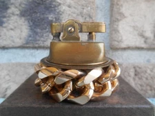 VINTAGE GOLD CHAIN LOOK BRASS FINISH 2 PC. TABLE LIGHTER. WORKING. 1-3/4" TALL.