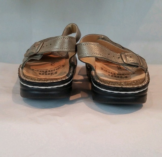 Ugg Womens Navee Wedge Sandals Slingback Leather - Overstock - 35072759