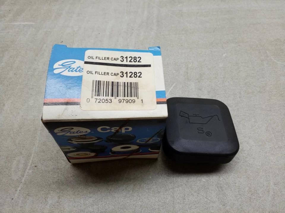 31282 Gates Oil Filler Cap Free Shipping Free Returns 31282 Gates - Image 2 of 3