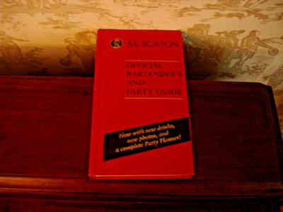 Mr. Boston Official Bartenders And Party Guide
