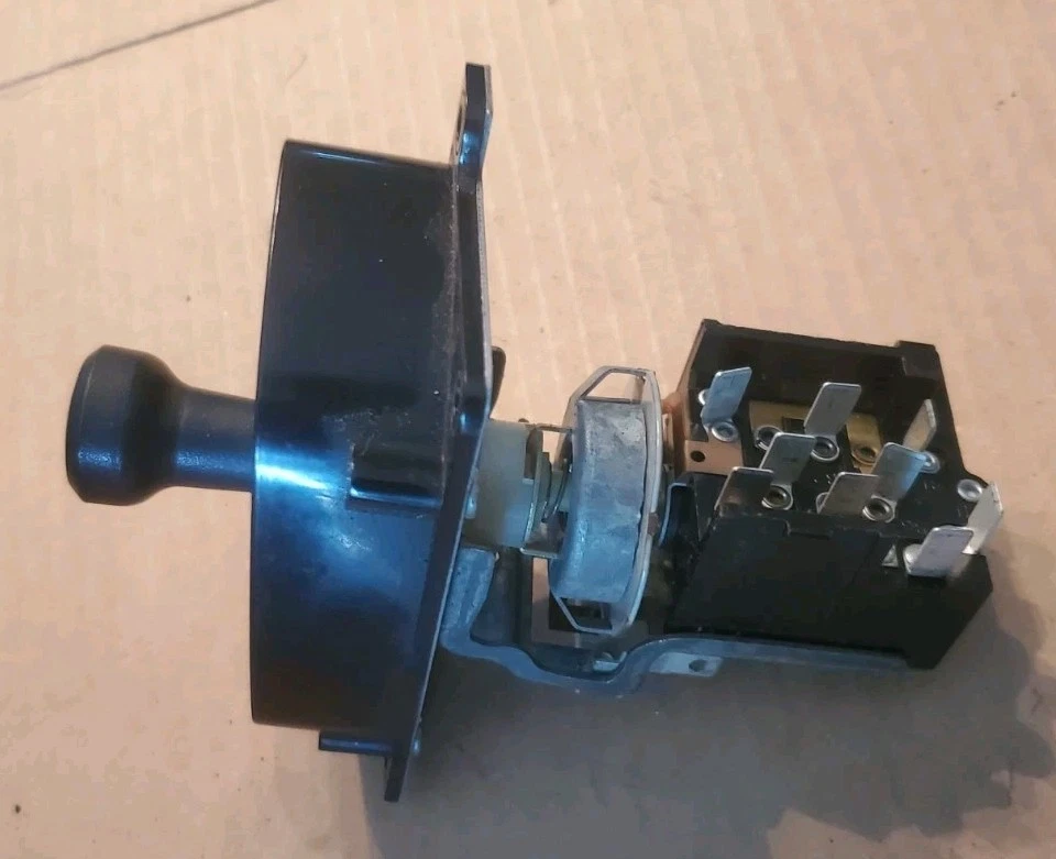 ✅️ Interruptor atenuador de luz de carga domo faros camioneta Dodge Ram 1500 2500 94-97 Foto 4 de 4