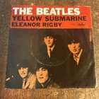 Beatles 'Yellow Submarine/Eleanor Rigby' US Capitol  7" Vinyl 45 - EX