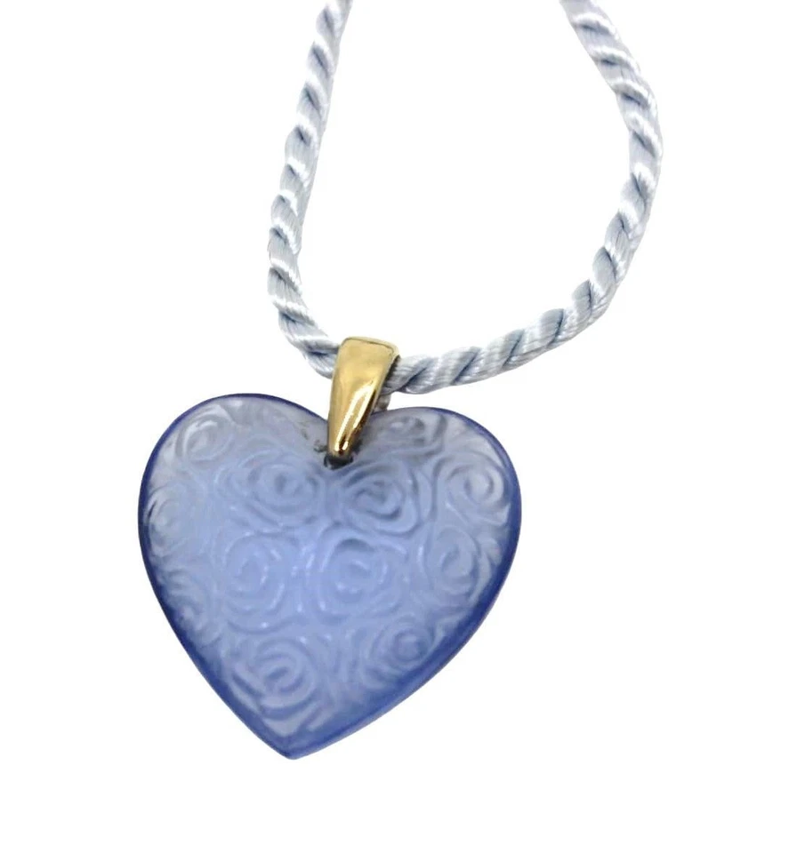 Lalique Blue Heart Pendant Necklace Crystal elegant Fashion Accessories D855 - Image 2 of 4