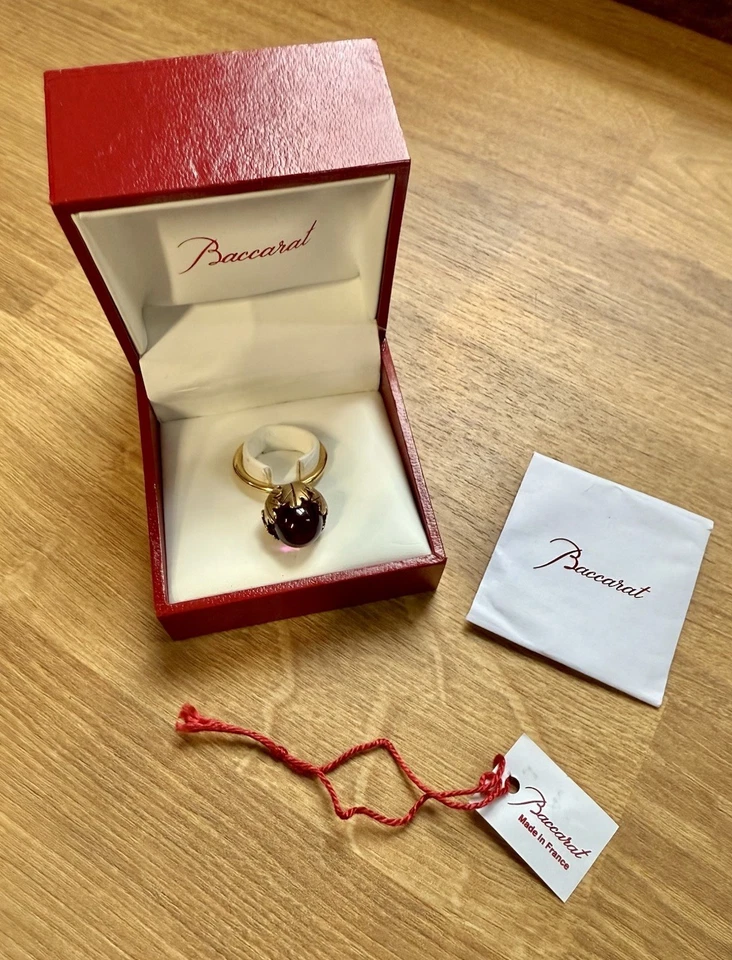 Anillo de murmullo Baccarat chapado en oro amarillo rojo violeta en caja tamaño 7 Foto 2 de 4