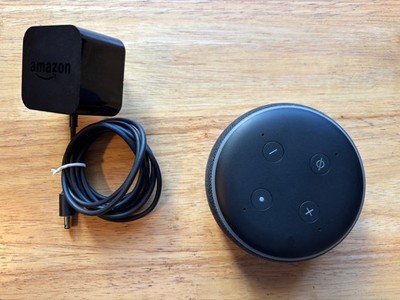 Amazon Echo Dot 3rd Generation w/ Alexa Smart Speaker Charcoal Used
