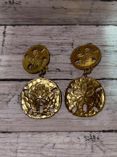Vintage Costume Jewelry Earrings ~ gold-tone Sand Dollar