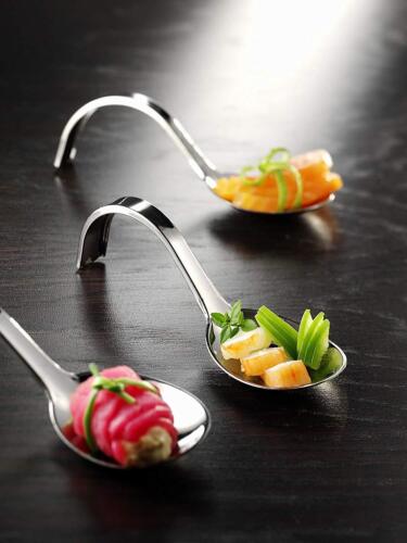 Pack of 10 Plastic Silver Colour CURLY SPOON DISH........... Small party dessert - 第 1/5 張圖片