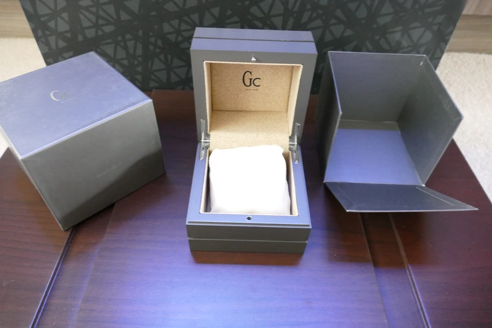 Nuevo Gc Guess Marciano Diseñador Reloj Caja Gris Oro Acero Correa Eslabón Cronógrafo Foto 4 de 4