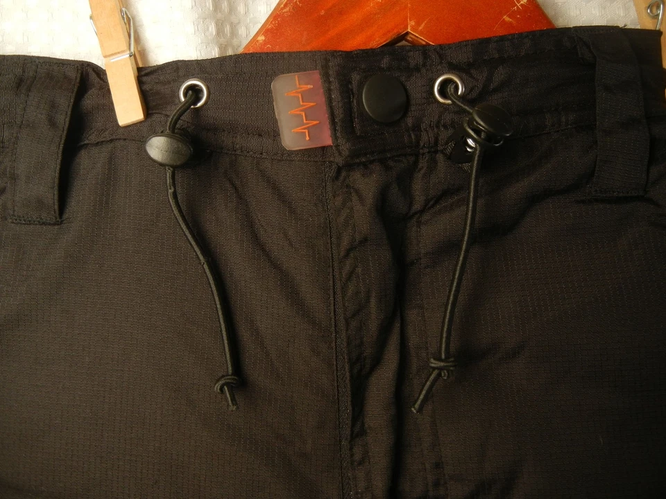 Pulse Large insulated, breakaway zippers, ski / snow board pant - Image 4 of 4