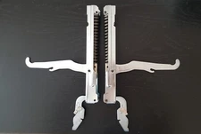New 24" & 27" Thermador 00487747, 487747 Hinge Kit (2 Hinges) One year Warranty