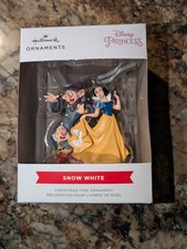 2024 Hallmark Ornament Snow White the 7 Dwarves Dopey Happy Disney Princess New