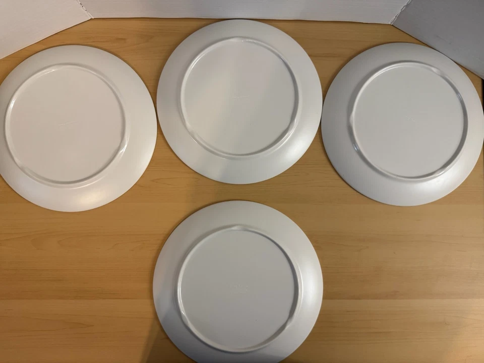 Juego de 4 platos y cuencos Tommy Bahamas cada uno Foto 4 de 4