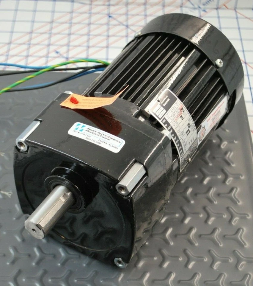 42R5BFCI-E1 / MOTOR, 115VAC, BODINE 679KC3005 115V 1PH 1.9A 60HZ 1/6HP / BODINE - Image 3 of 4