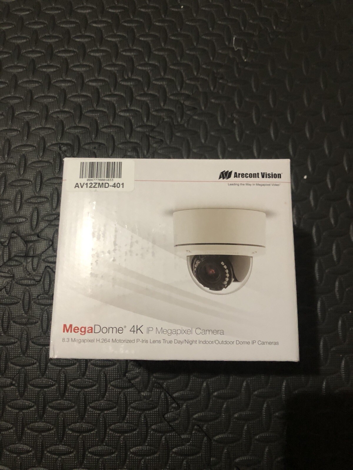 Arecont AV12ZMD-401 MegaDome 4K Ultra HD 12MP Indoor / Outdoor Camera