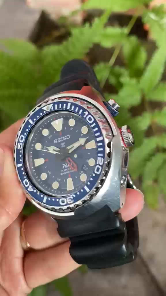 RARE Seiko ProspeX SUN065P1 PADI GMT Kinetic Diver Special Edition
