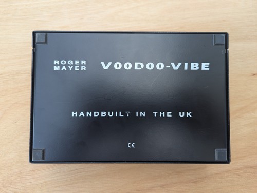 Roger Mayer Voodoo Vibe Guitarra Coro Trémolo Vibrato Efectos Pedal - Imagen 2 de 8