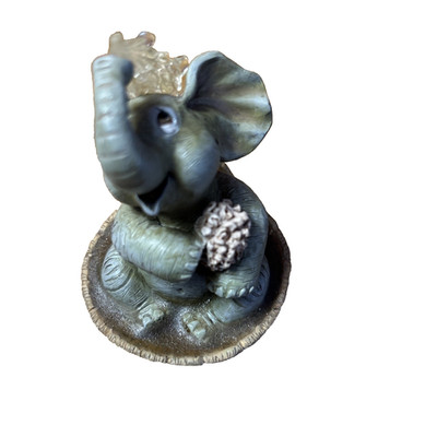 The Hamilton Collection  ELEPHANT in Bath Figurine CLEAN FUN!   1996 EUC