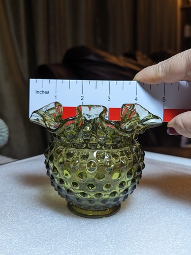 Vintage Fenton Green Ruffled Crimped Edge Hobnail Glass Rose Bowl Vase 4.25" T - Picture 9 of 11