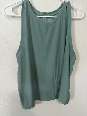 Beyond Yoga Green Balanced Muscle Tank Top Size Large