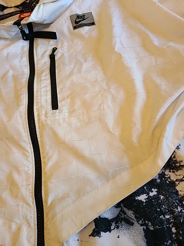 Nike International White Black Marble Windbreaker Jacket size M Hooded - Picture 11 of 11