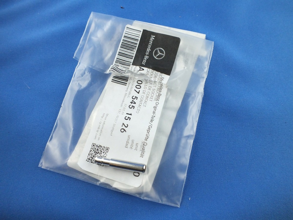 Mercedes CL203 w203 Kontaktbuchse A0075451526 Stecker AHK 13pol  
