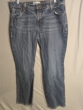 Signature by Levi Strauss Low Rise Bootcut Jeans Women's 18 Medium Wash