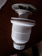 siphon de douche complet/jamais posé/évacuation  basse...Poussiereux/nf nicoll