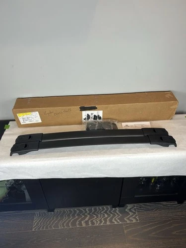 NEW Hyundai Tucson 2010-2015 Roof Crossbars 2S021-ADU00 2S021ADU00 Never Used