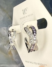 Bomb Party OG Bow Earrings Bow Moments ER88270