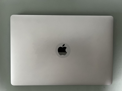 Apple MacBook Pro 15 pouces Retina i7 2,6 GHz 16 Go RAM 512 Go Pro 550 4 Go - Photo 3/4