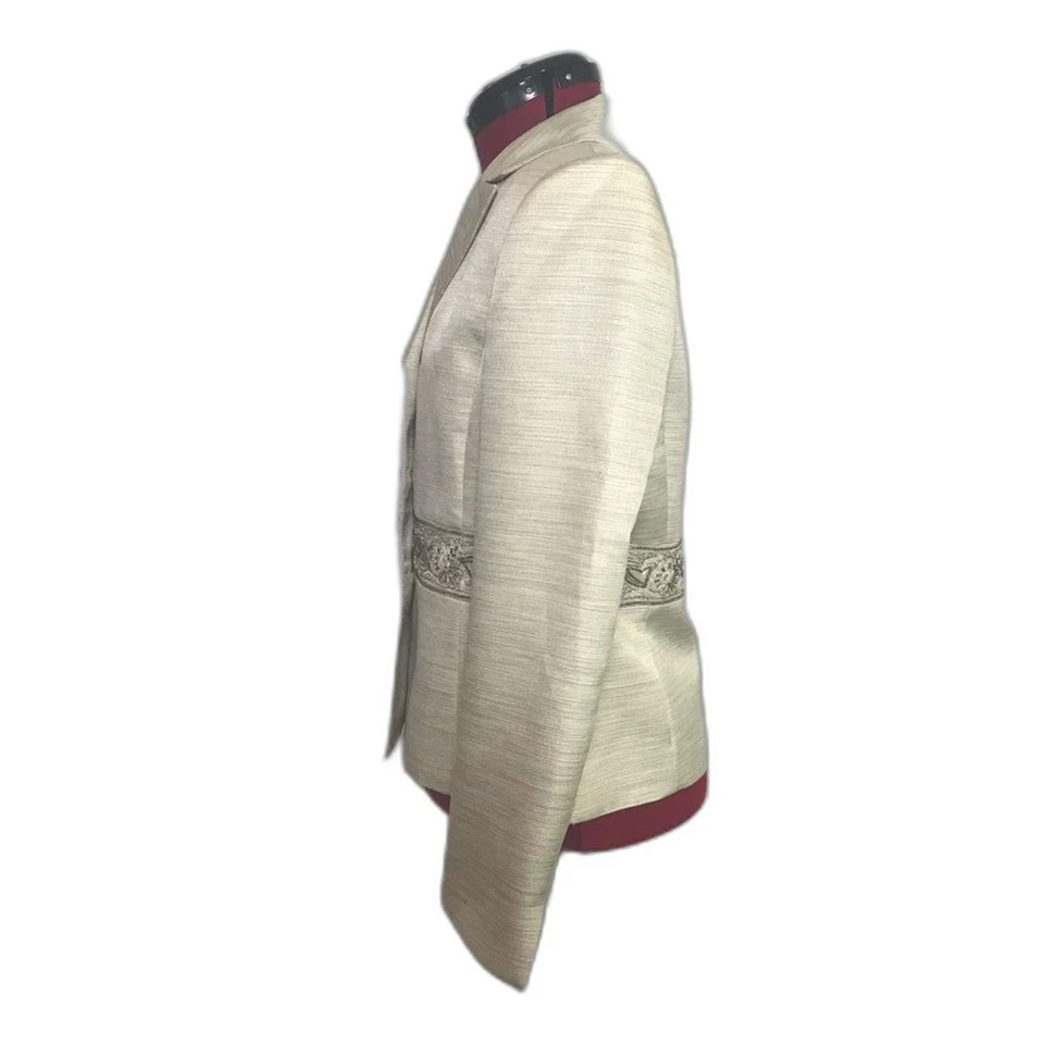 Blazer Kasper Crema Para Mujer Talla 8 Dorado Detalle Cuentas Mangas Largas 3 Botones Foto 3 de 4