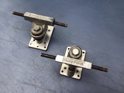 ( 2 ) - VINTAGE - TRACK  FORCE - SKATEBOARD  TRUCKS