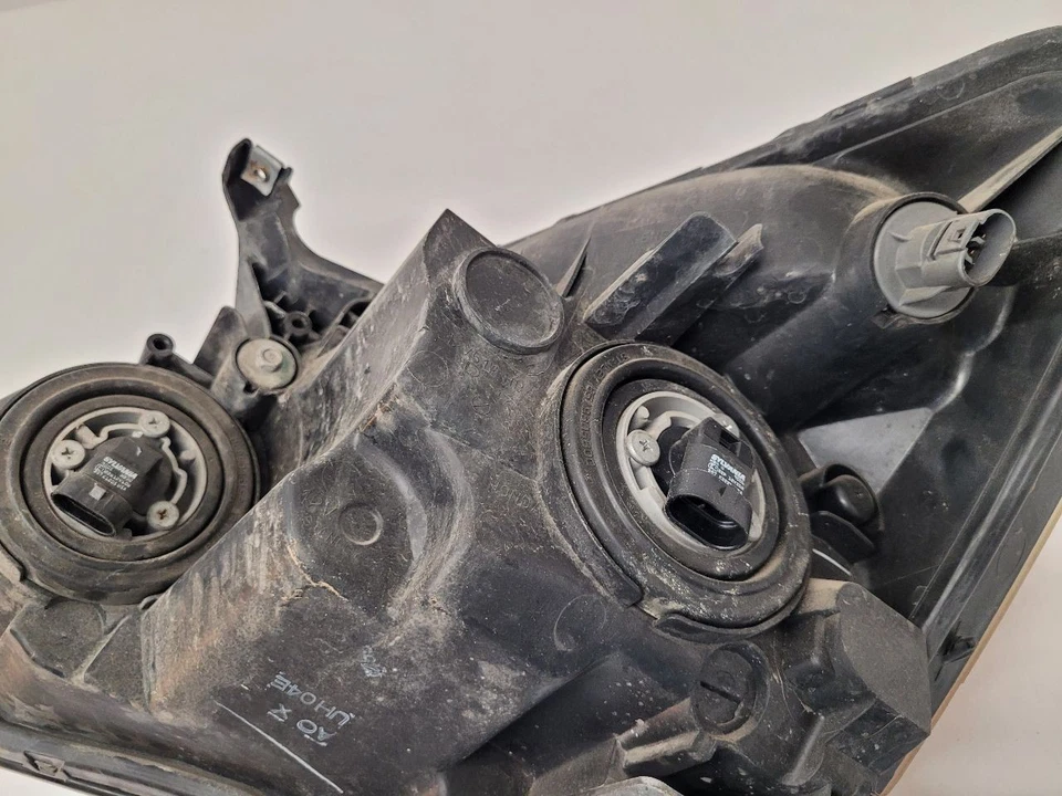 2003 2004 2005 2006 2007 HONDA ACCORD RH Passenger Right Halogen Headlight  - Imagem 4 de 4