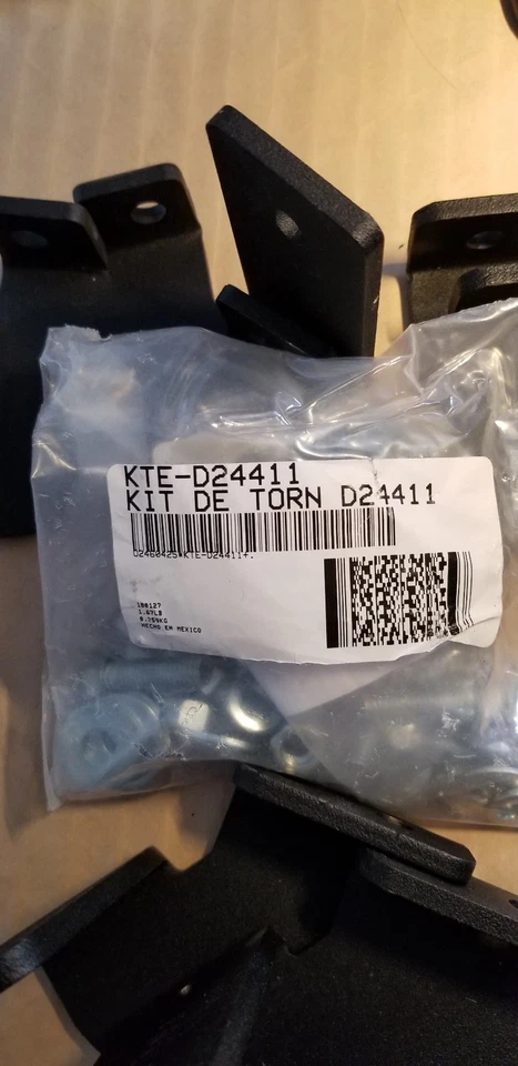 DOMINATOR 2 SERIES SIDESTEPS MOUNTS AND BOLT KIT NEW GORHINO - Image 2 of 3